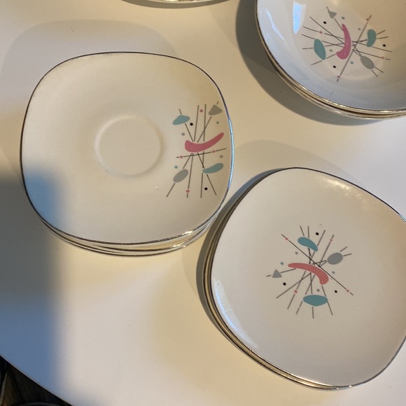 Knowles mobile bread and butter plates Atomic vintage dinnerware - Picture 3 of 3